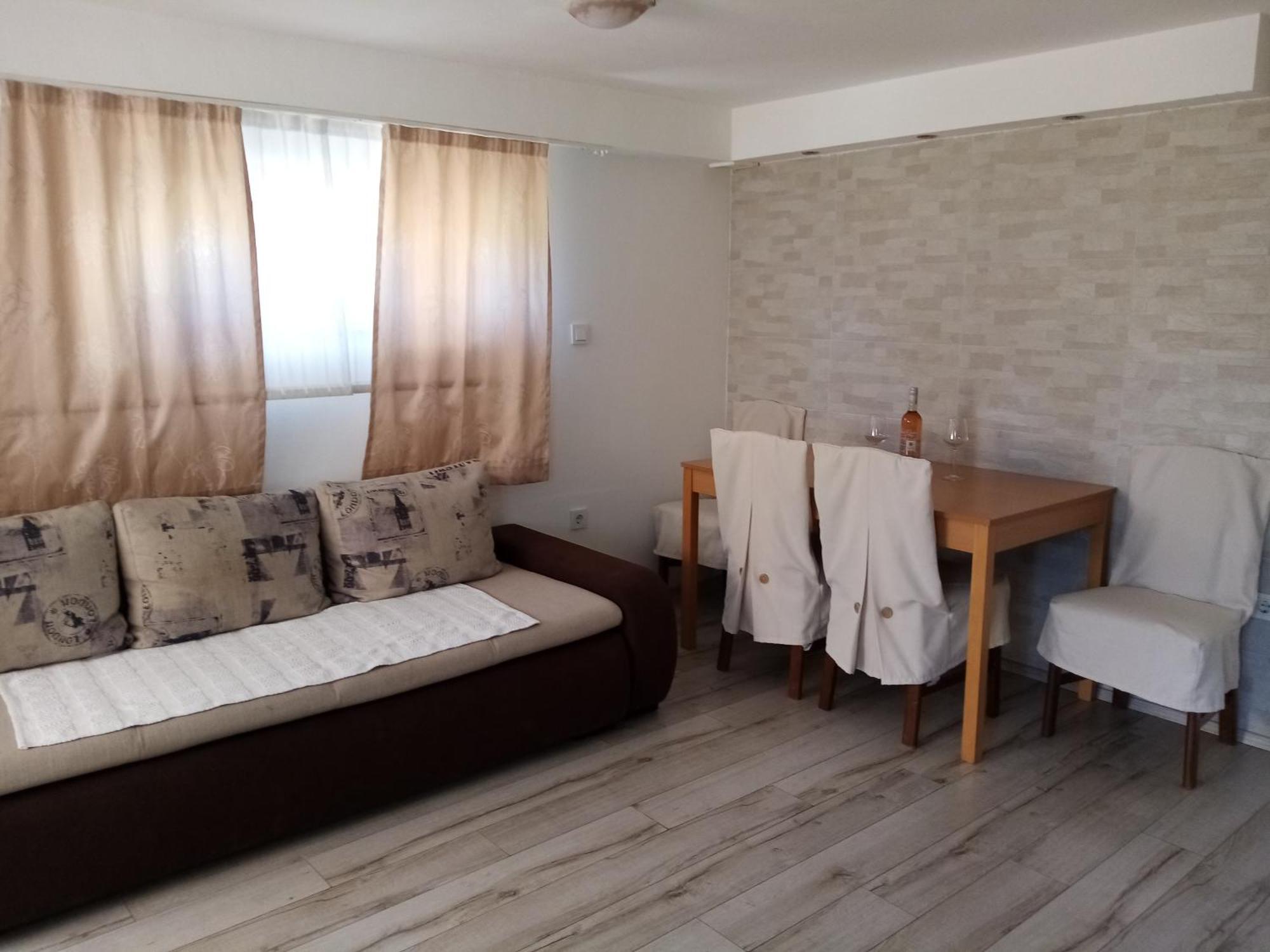 House Josipa Hotel Rakovica Exterior foto