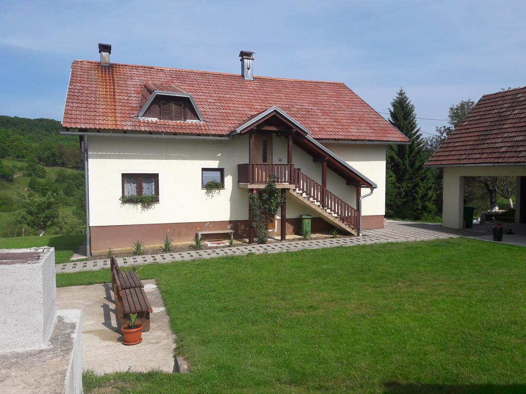 House Josipa Hotel Rakovica Exterior foto