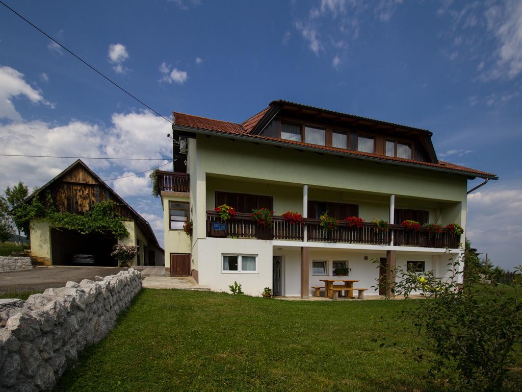 House Josipa Hotel Rakovica Exterior foto
