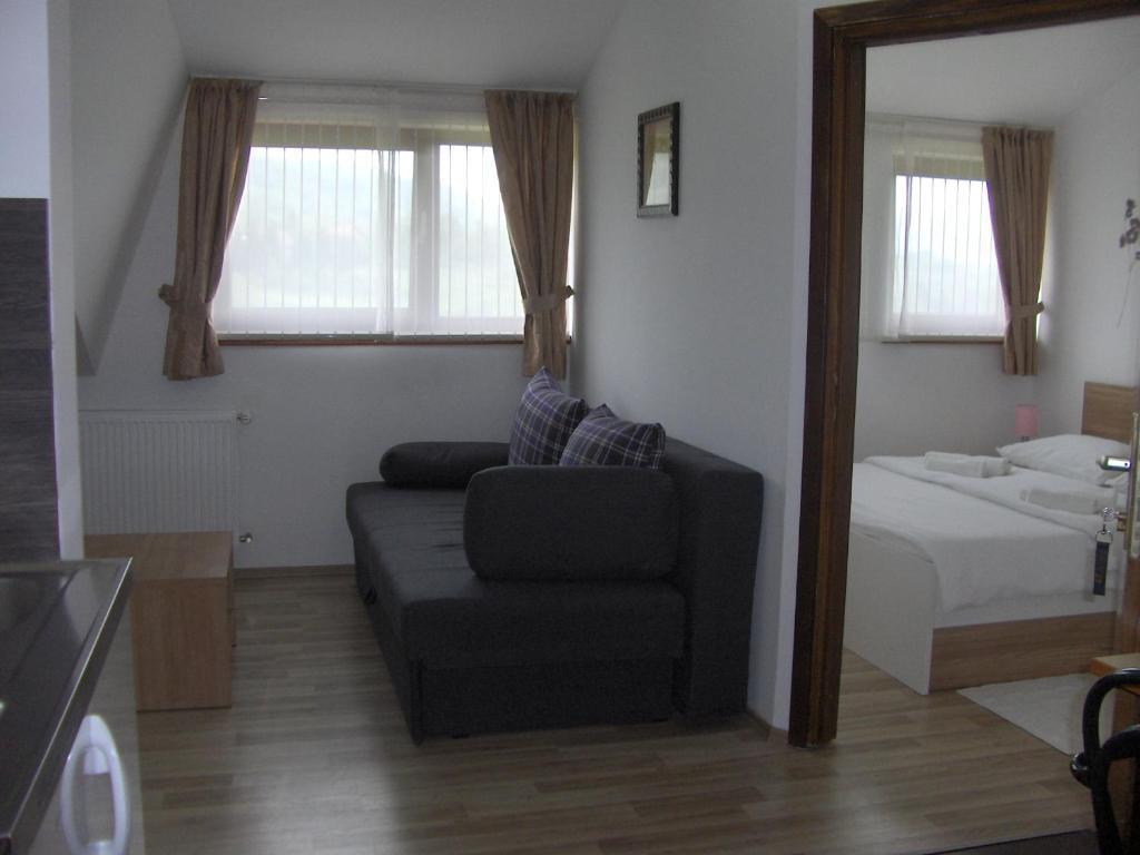 House Josipa Hotel Rakovica Quarto foto